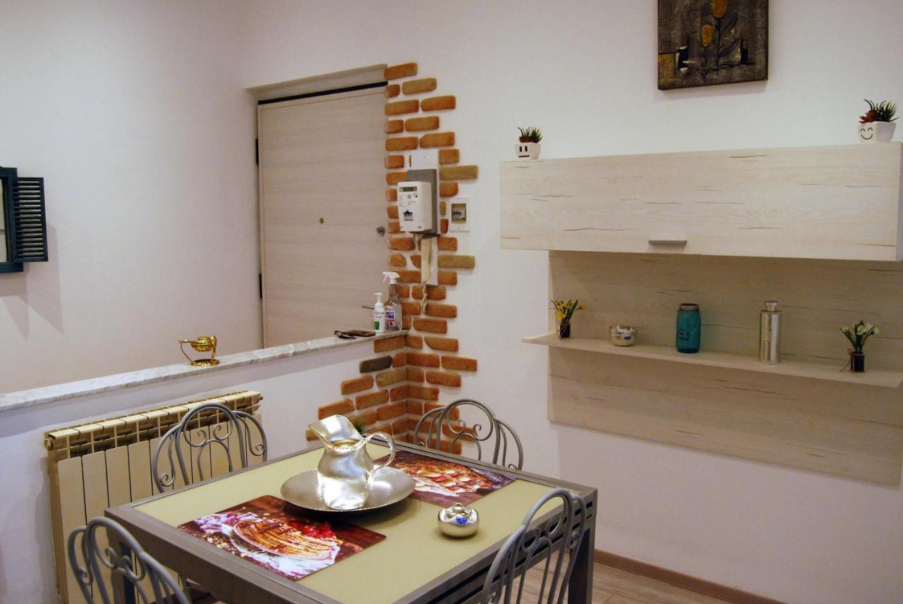 דירות סאבונה Casa Donna Lidia מראה חיצוני תמונה